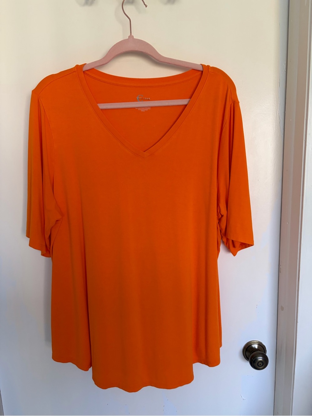 NWOT Relaxed V-Neck Short Sleeve buttery Tee in Bright Orange